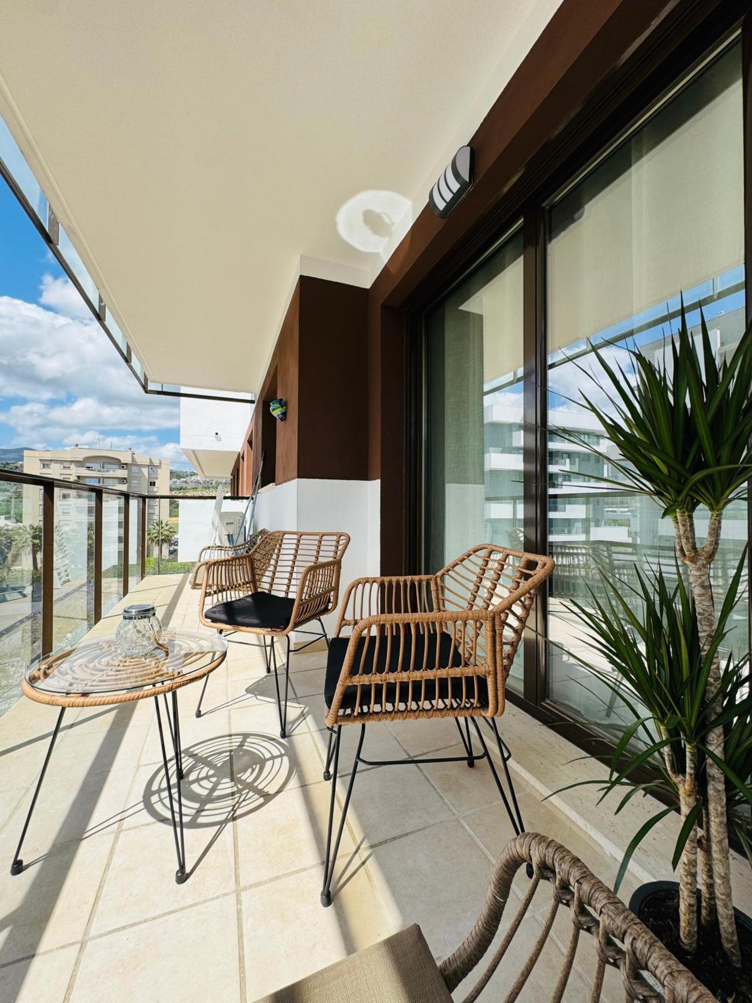 Parking Privado! Sol Y Mar Tu Hogar En La Costa Apartman Estepona Kültér fotó