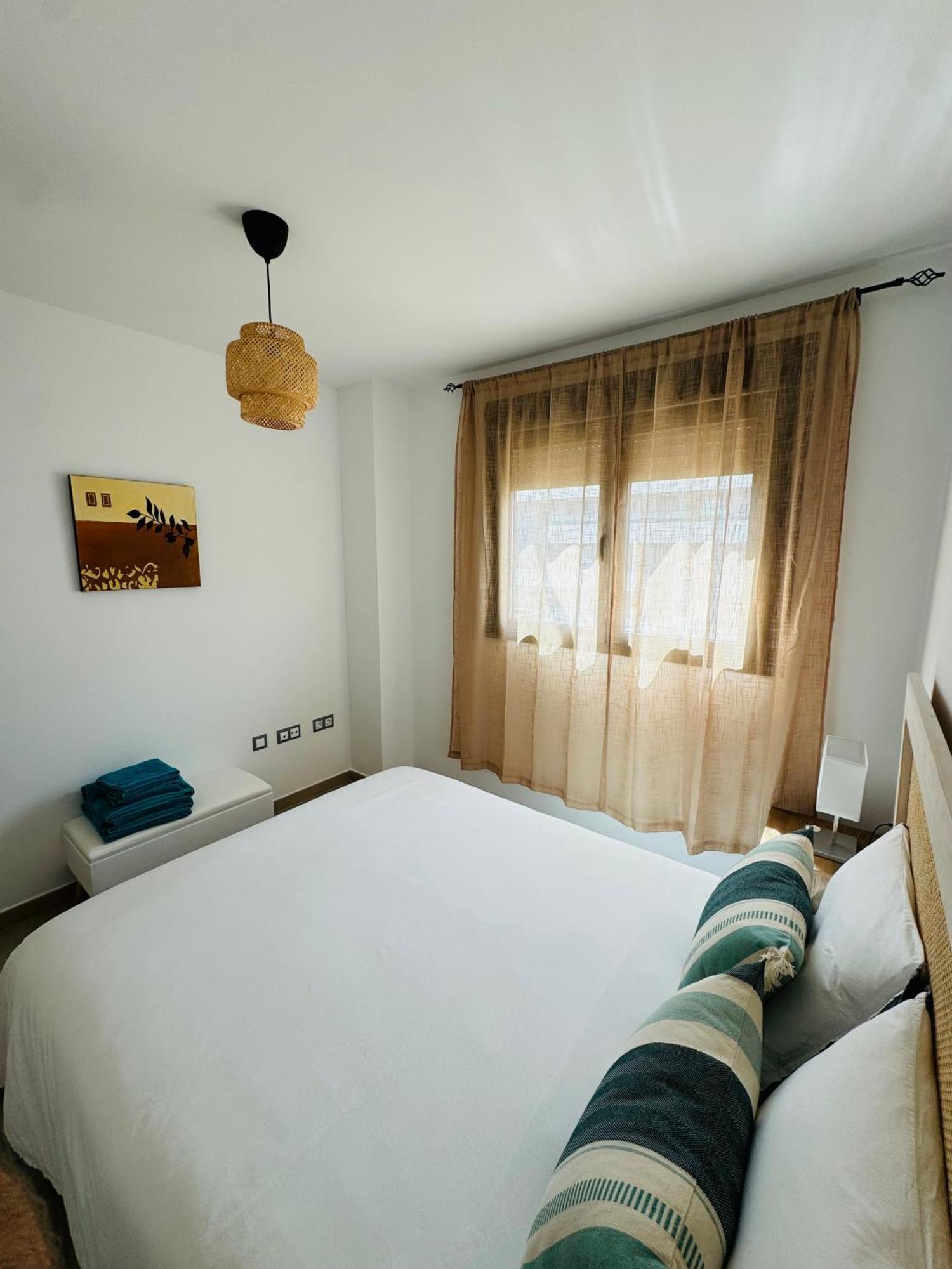 Parking Privado! Sol Y Mar Tu Hogar En La Costa Apartman Estepona Kültér fotó
